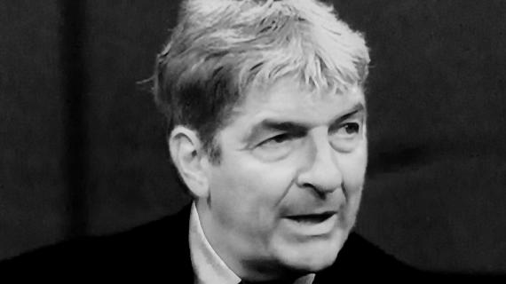 Oltraggiato il murales di Paolo Rossi. La Lanerossi Crew: "Nessuna goliardia, solo infamità"