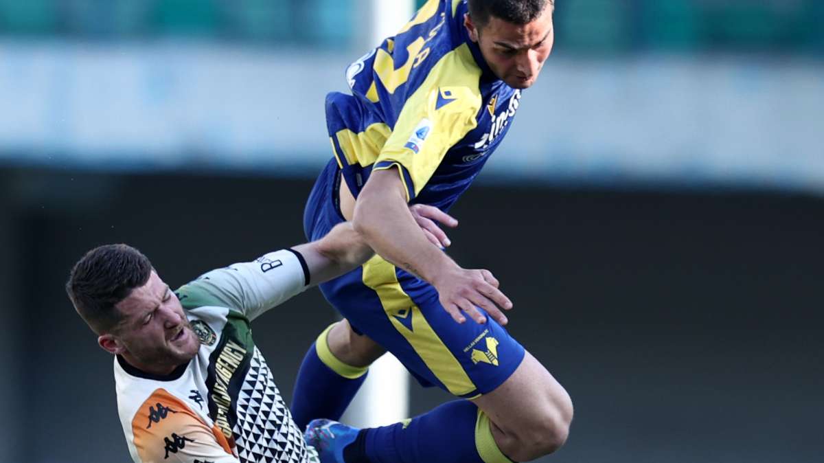 Verona, domani la chiusura per Henry? Cinque milioni più la futura rivendita (alta)