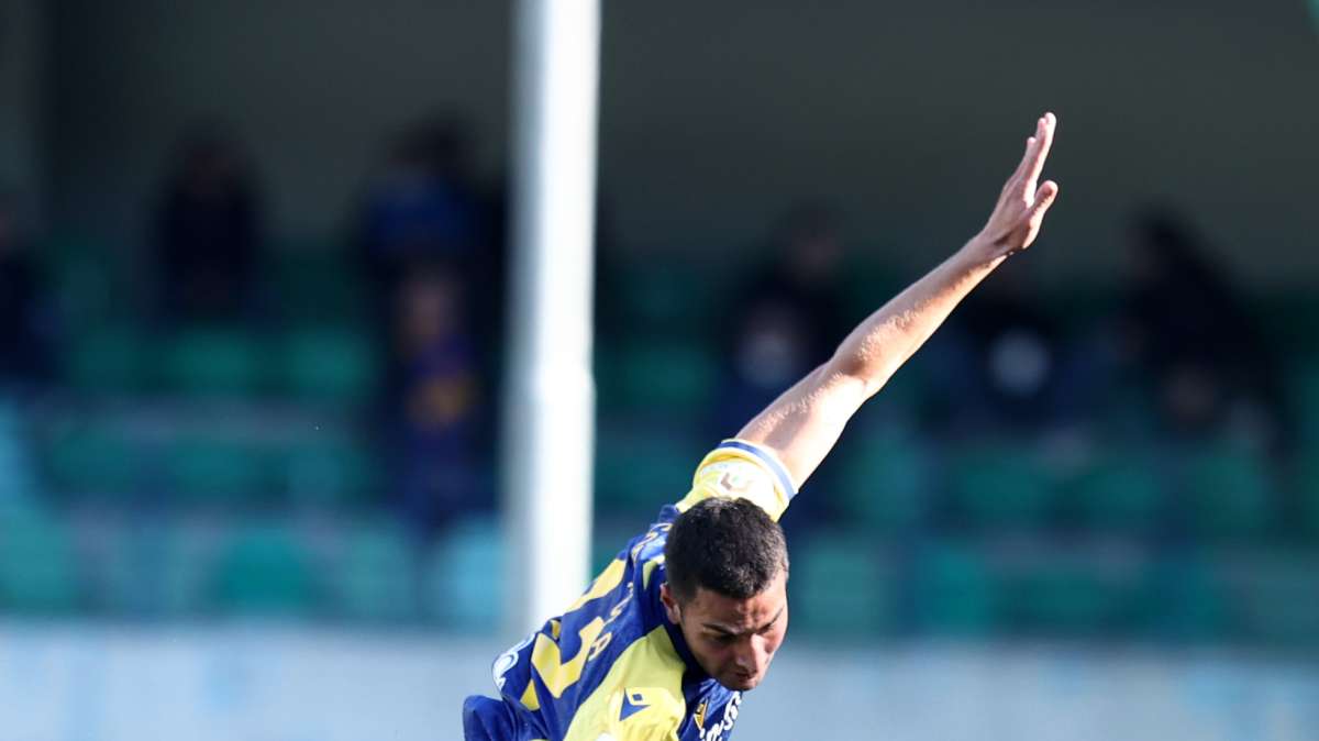 Corriere di Verona avvicina Henry dopo Piccoli: "Hellas, la forza in attacco"