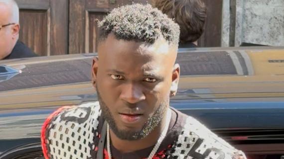 Boniface torna in campo dopo 5 mesi e serve un assist. Poi messaggio ai detrattori