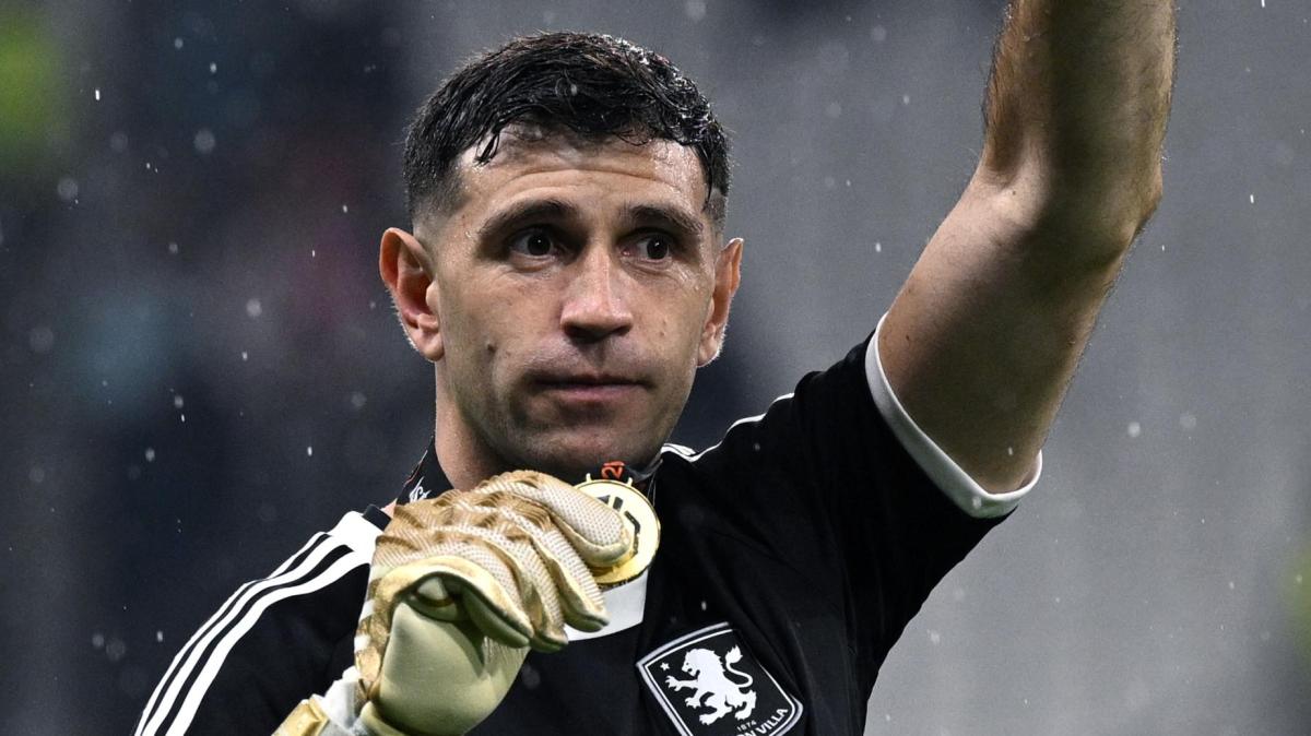 Dall'Aston Villa gelano la Juventus: "Martinez resta qui, non lo cediamo quest'estate"