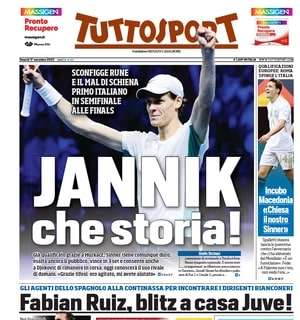La prima pagina di Tuttosport: "Italia, incubo Macedonia. Fabian Ruiz, blitz a casa Juve!"