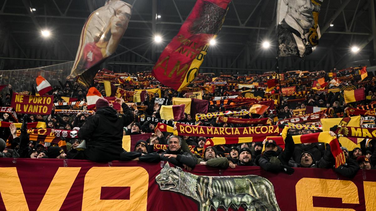 Roma, niente trasferte. Il Romanista in prima pagina: "Lockdown: vietato tifare"