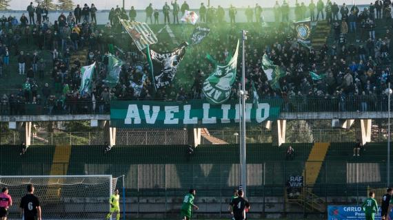 L'Avellino cala il colpo Toscano. Vicino l'accordo per il centrocampista della Casertana