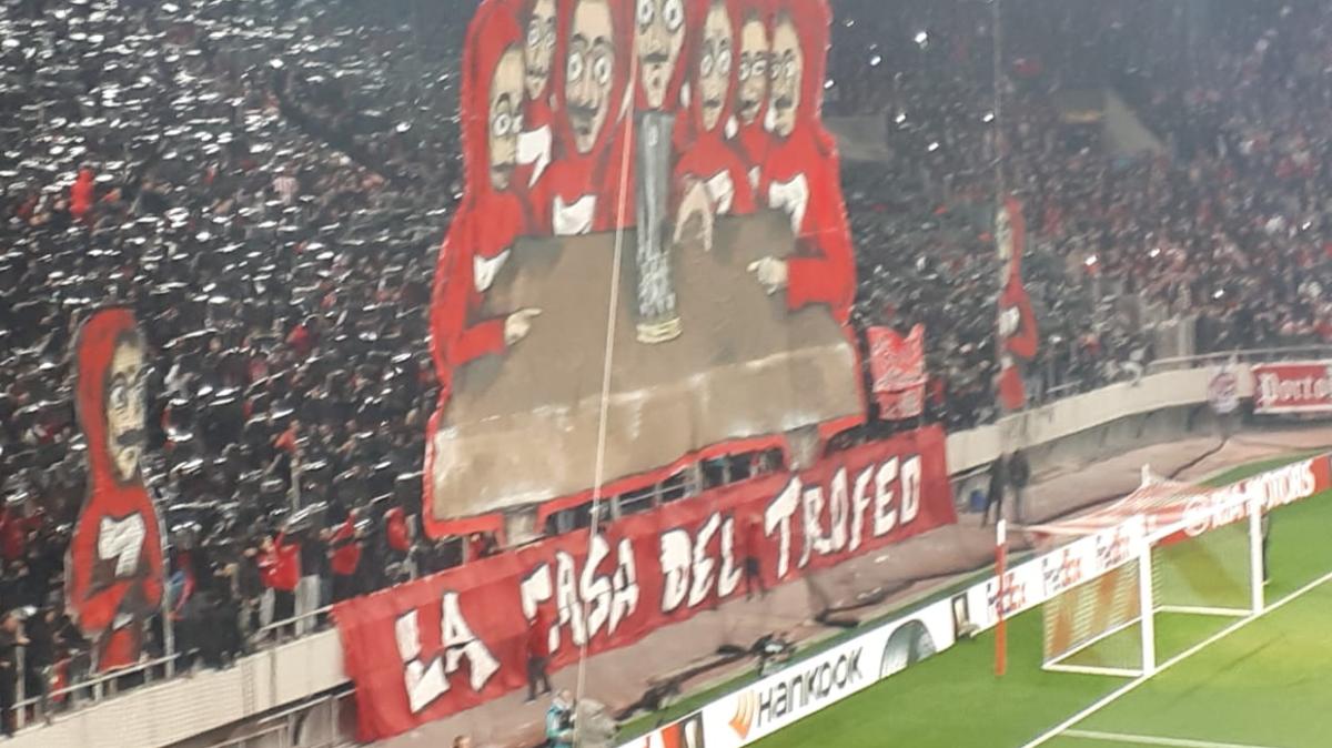 Poche occasioni al Pireo: Olympiacos e Bayer Leverkusen vanno al riposo sullo 0-0