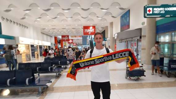 TMW - Lecce, Listkowski arriva in Italia. La foto del neo centrocampista giallorosso