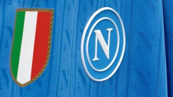 Il Napoli presenta la nuova maglia Home: Tricolore cucito sulla tradizione, le immagini