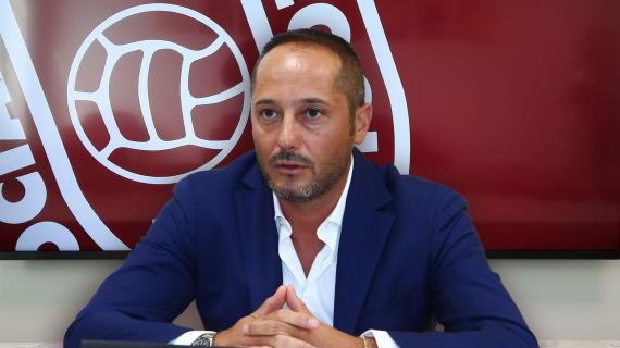 Reggiana, Salerno: "Altri 3 o 4 innesti, spendendo meno del passato. Fracchiolla lavora bene"