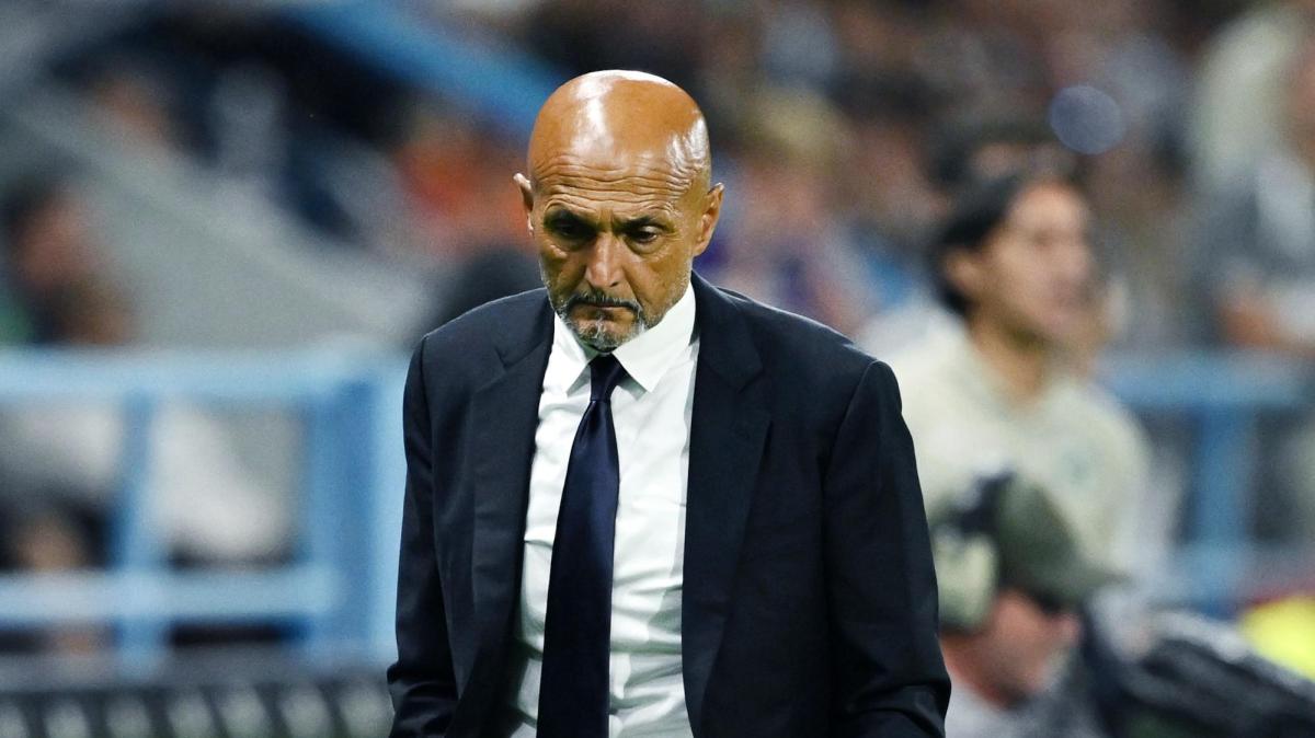 Juventus, Carnevali difende Spalletti tra le ironie social: “Non cambio allenatore”