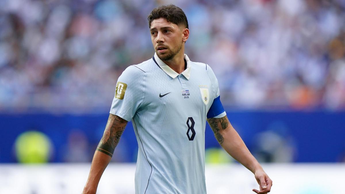 Caos Uruguay: capitan Valverde e alcuni senatori contro Bielsa, frattura ormai insanabile