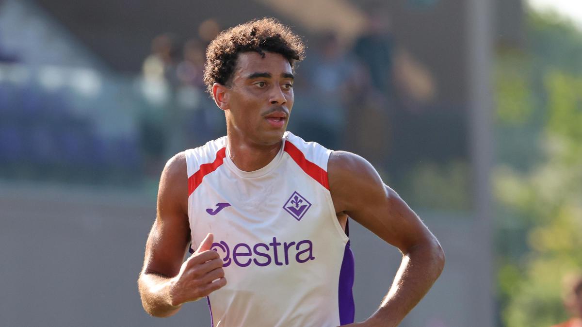 Fiorentina, Atta: "Non abbiamo alibi, qui c'è tutto per far bene. Ecco perché ho scelto i viola"