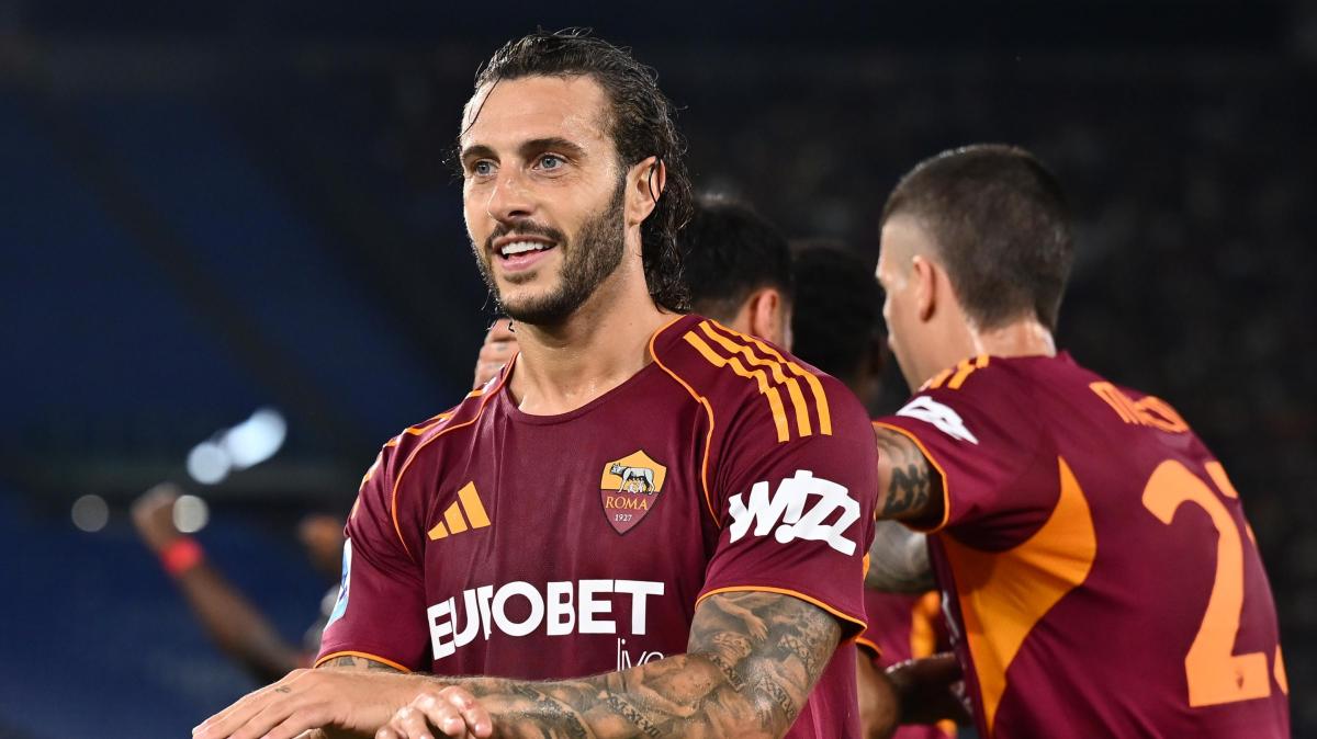 Roma, Hermoso in gol da centrocampista: "Alla fine mi sono trovato molto bene"