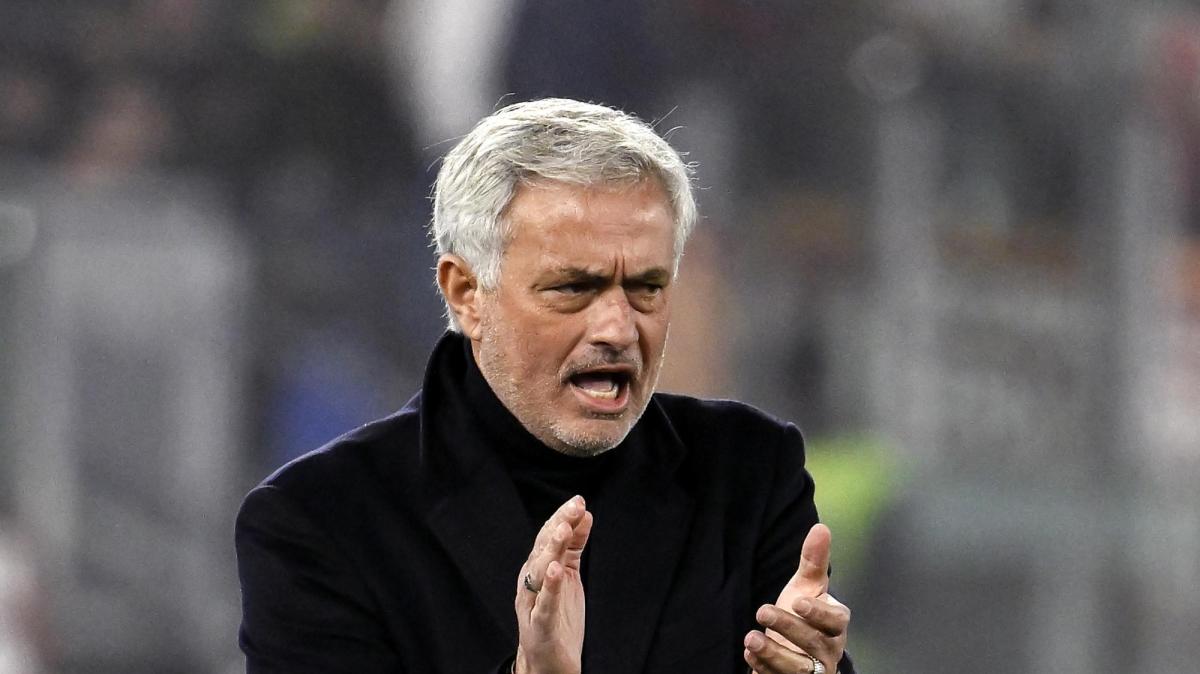 Il Benfica avanza in Coppa di Portogallo: 2-0 al Chaves. Mourinho: "Non sono contento"