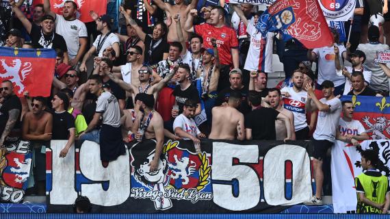 Lione, innesto in mezzo al campo: Karabec in prestito con diritto dallo Sparta Praga