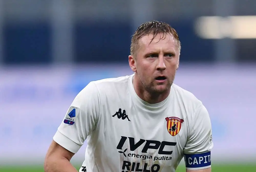 Domani Frosinone-Benevento, i convocati di Cannavaro: out Glik, c'è Pettinari