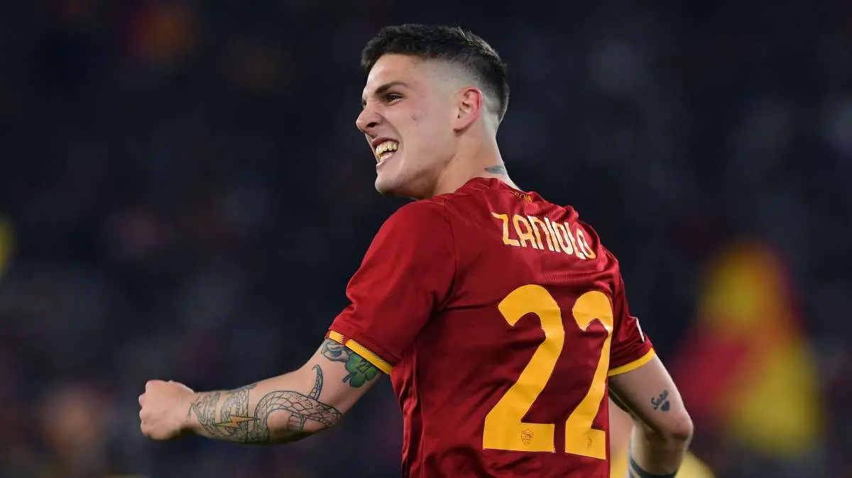 La classe di Zaniolo rompe l'equilibrio a Tirana. Roma-Feyenoord 1-0 all'intervallo