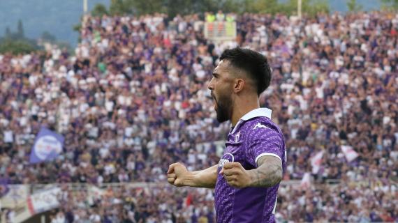 Nico Gonzalez porta la Fiorentina alla fase a gironi di Conference: Rapid Vienna battuto 2-0