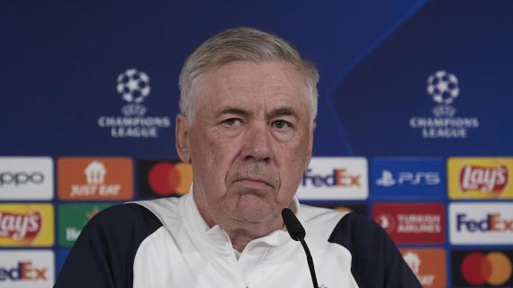 Comincia la conferenza, Ancelotti: "Un abbraccio alle famiglie di Izquierdo ed Eriksson"