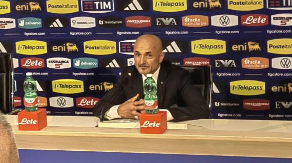 Spalletti: "Per il momento siamo i selezionati della Nazionale, dimostriamo di essere l'Italia"