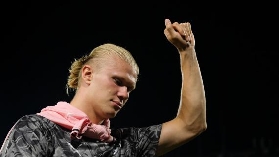 Chiamatelo Braut Haaland: nuova personalizzazione sulla maglia della Norvegia
