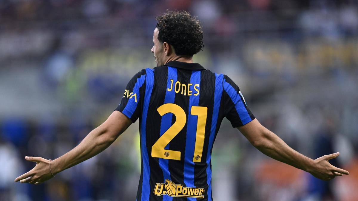 Inter, Jones: "Chivu allenatore incredibile, gli basta poco per farsi capire"