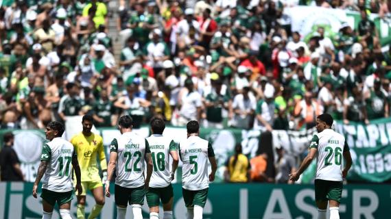 Insulti al suo ex presidente al Palmeiras: l'attaccante Dudu squalificato 6 partite