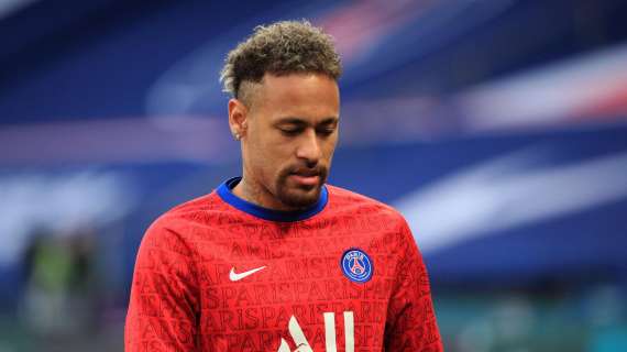 Calcio, Nike: rottura con Neymar dopo accuse abusi sessuali