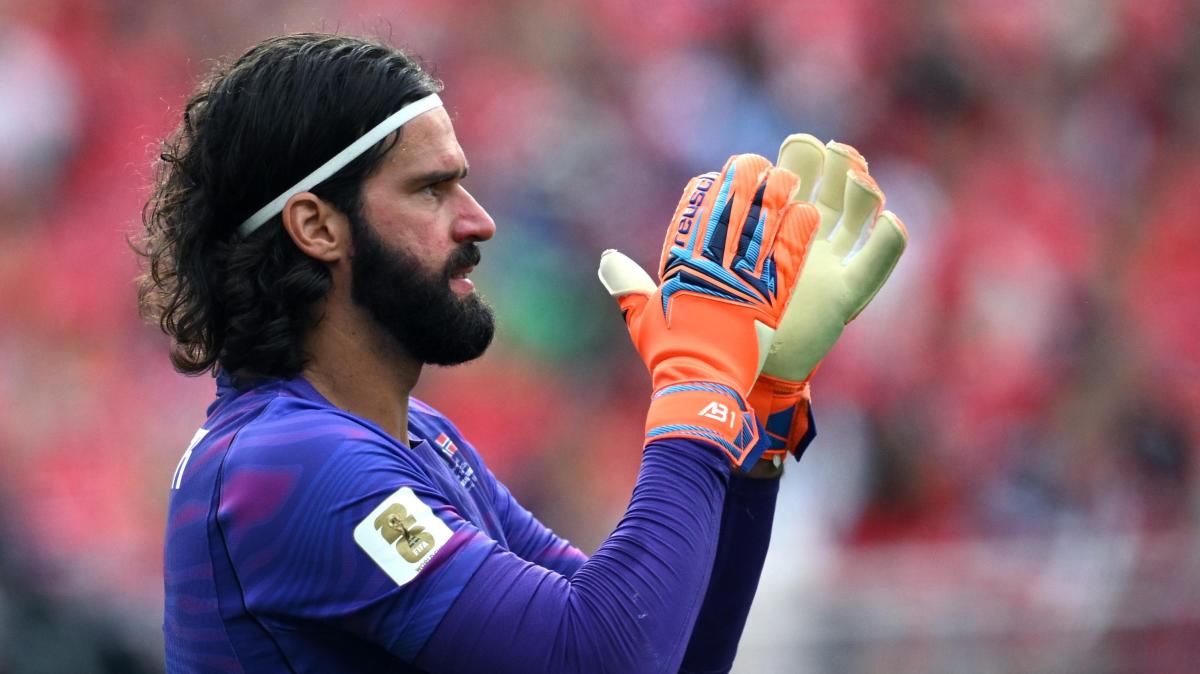 Suzuki o Vicario adesso, Alisson a zero nel 2027: il piano della Juventus per la porta
