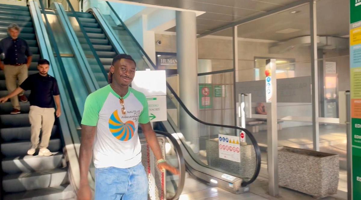 Moise Kean al Como. Visite mediche terminate per il centravanti, a breve la firma