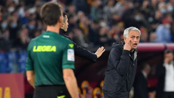 Roma, Mourinho sugli arbitri: "Se parlo non sono in panchina domenica. Non c'è rispetto"