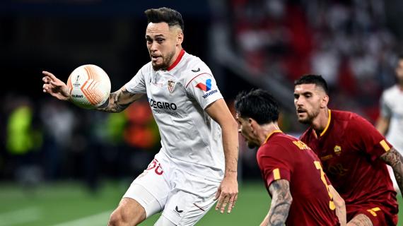 Il Siviglia ha ceduto Ocampos: l'ex di Milan e Genoa si trasferisce in Messico