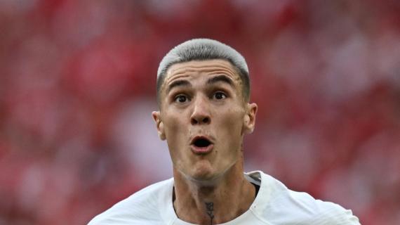Sesko è ufficialmente un nuovo giocatore del Manchester United: affare da 85 milioni
