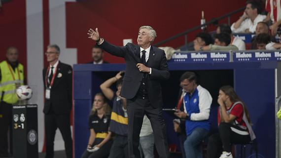 Ancelotti: "Scudetto? Non solo Milan e Inter, c'è anche il Napoli. E la Juve senza coppe"