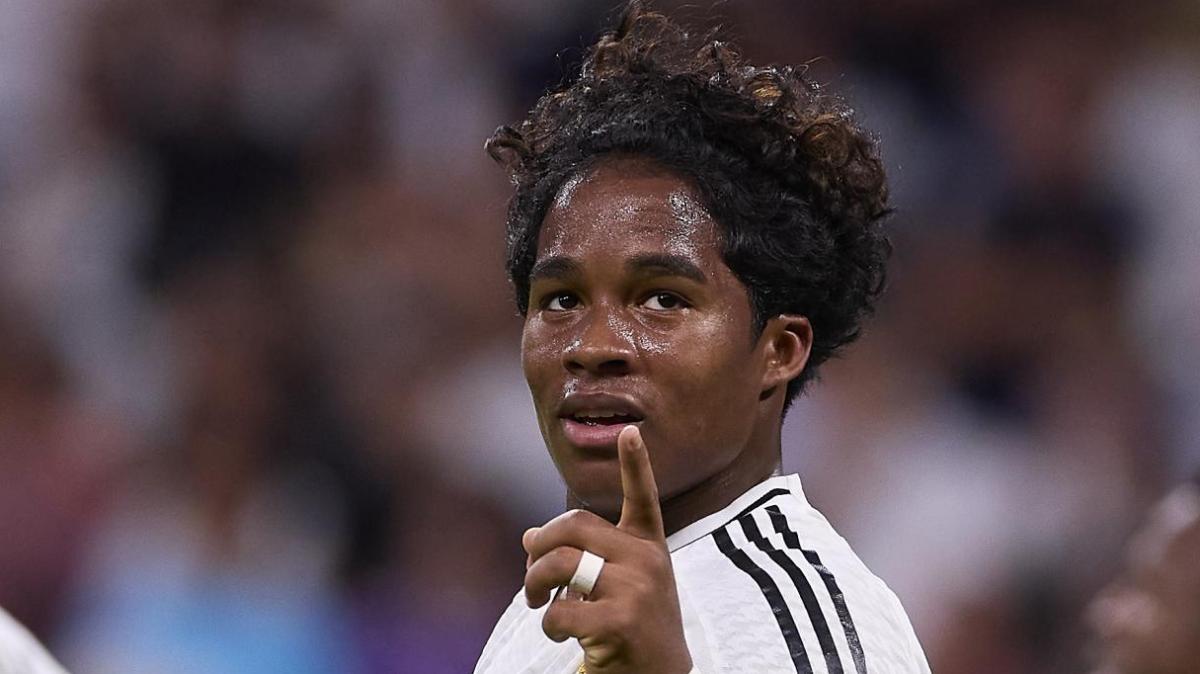 Lione, Endrick iradiddio: "Felice per gol e assist al PSG. Fonseca? Non mi arrabbio mai con lui"