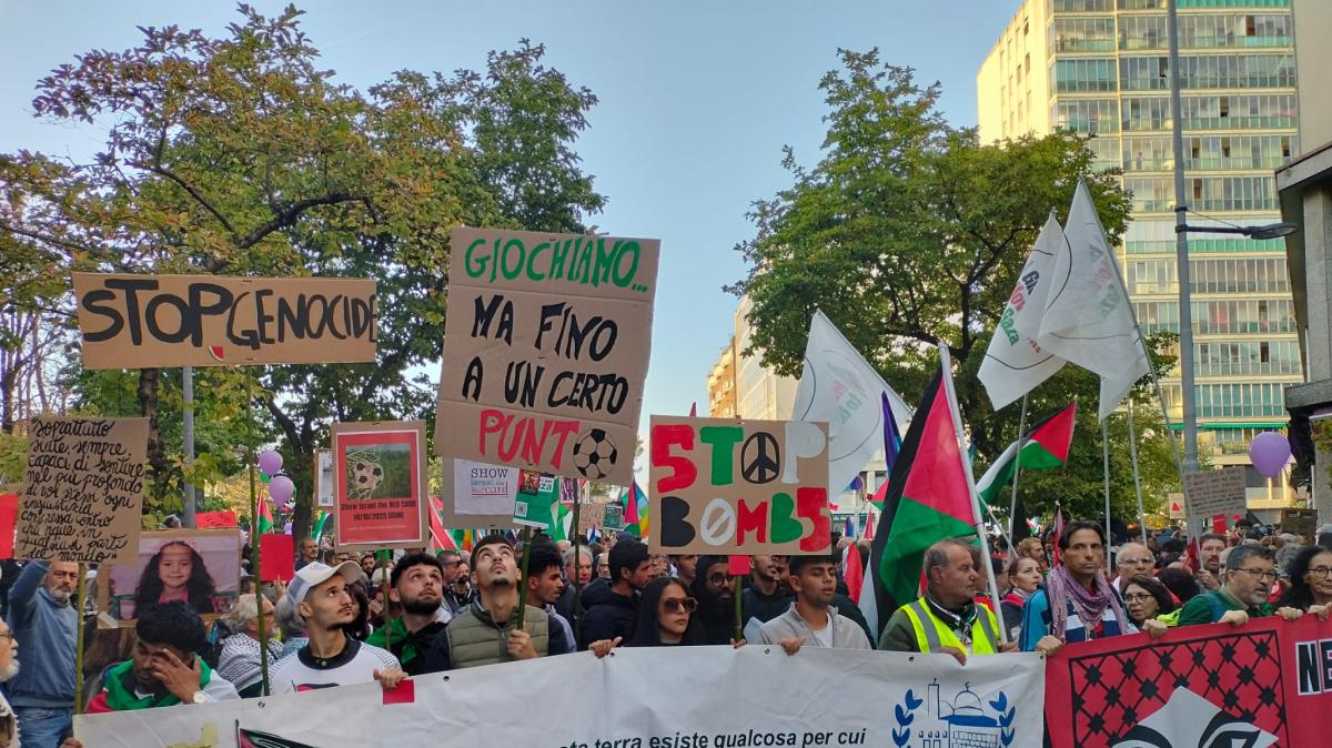 Stasera Italia-Israele, è partita la grande manifestazione pro-Pal: le immagini da Udine