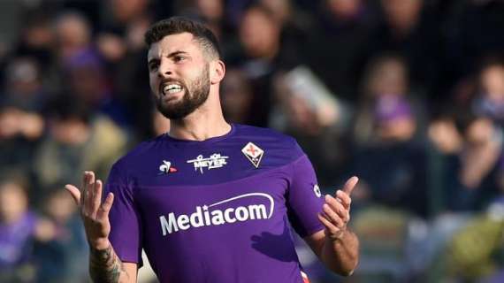 Fiorentina, Cutrone mostra le offese dei suoi ex tifosi: "Coronavirus. Raggiungi Astori"
