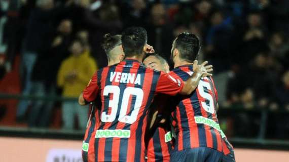 Serie B, il Cosenza batte 2-0 la Cremonese: in gol Sciaudone e Bruccini