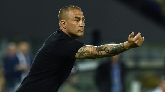 Cannavaro svela: "Speravo in una chiamata dall'Italia, ma per qualcuno ho poca esperienza"