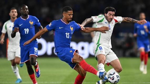 Inizio da incubo. Ma poi l'Italia è sembrata più squadra: al 45' 1-1 contro la Francia