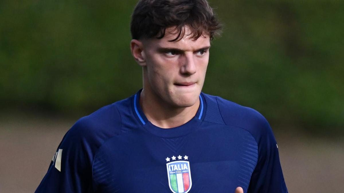 Calciomercato Inter, sempre viva l'idea Leoni e il pensiero di Romano su Bastoni-Barca