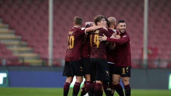La Salernitana torna alla vittoria e vola al secondo posto: Pescara battuto 2-0