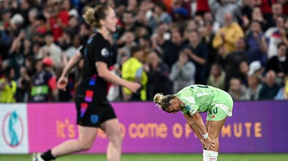 Passano le inglesi, Corriere della Sera: "Delusione per le Azzurre, fuori dagli Europei"
