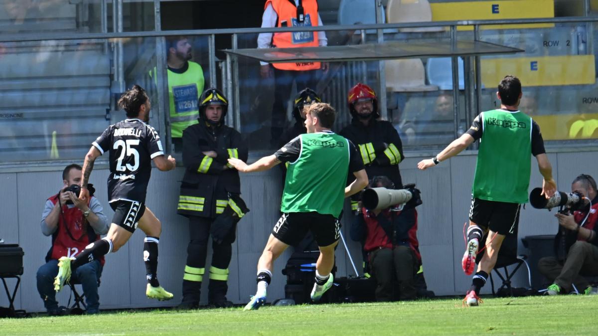 Immagine news Serie B n.1