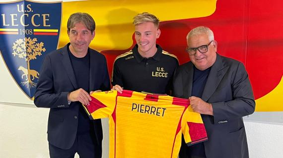 Lecce, Corvino presenta Pierret: 