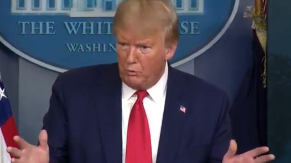 Una replica per il Chelsea, Trump: “Il vero trofeo del Mondiale per Club è nello Studio Ovale"
