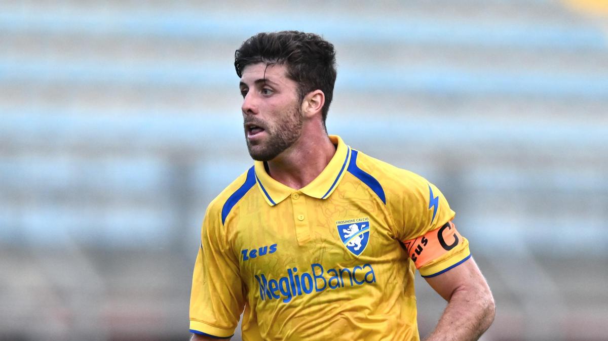 Doccia gelata per la Fiorentina: Brecaglia raddoppia su corner e porta il Frosinone sullo 0-2