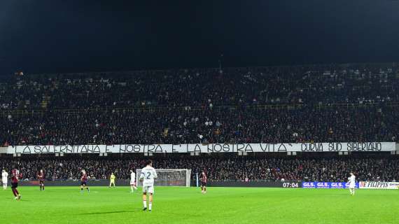 Salernitana quasi in B? A Bologna in 1300. I tifosi chiedono investimenti importanti