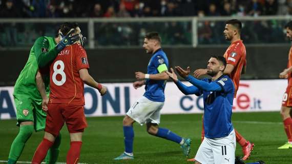 La Nazionale lascia gli spogliatoi del Barbera insozzati, CdS: "Altra vergogna dopo il ko"