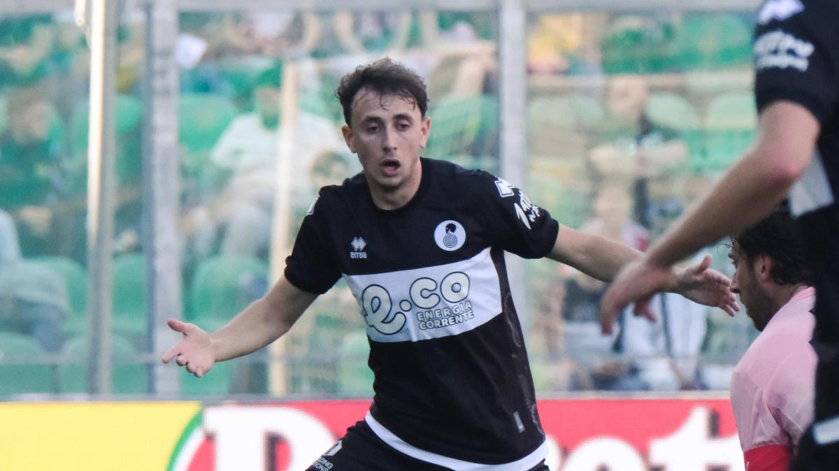 Cremonese, colpo Berti per il centrocampo: arriva a titolo definitivo dal Cesena