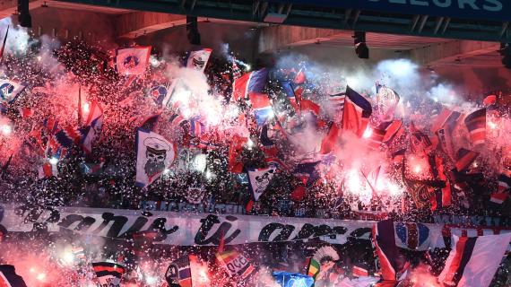 Perquisizioni illegali al Montjuic, una tifosa del PSG: "Mi hanno toccato le parti intime"